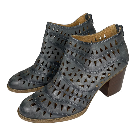 Sofft Shoes - Sofft Westwood Booties 8.5 Blue Leather Laser Cut Out Stacked Heel Boho Western